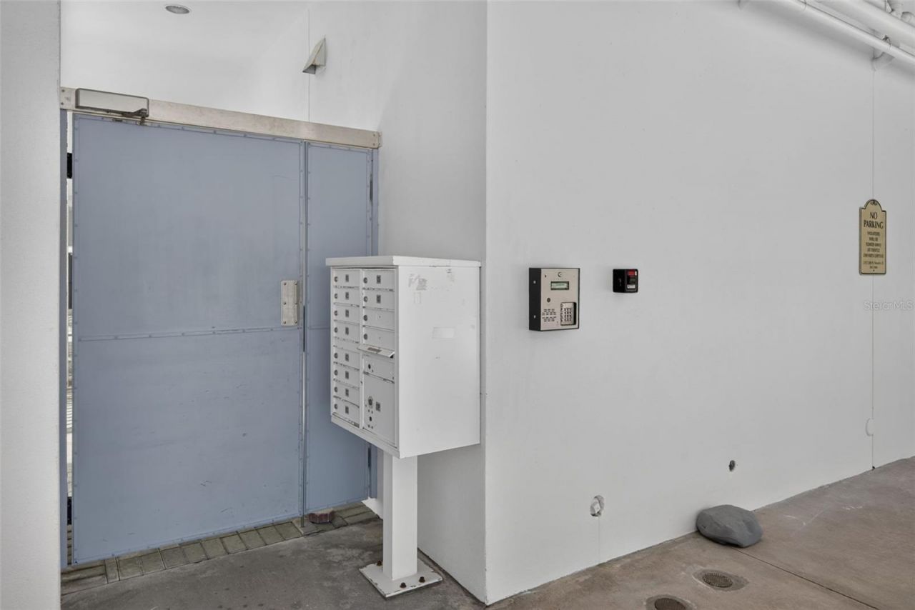 433 Central Avenue, Sarasota, FL 34236 Photo