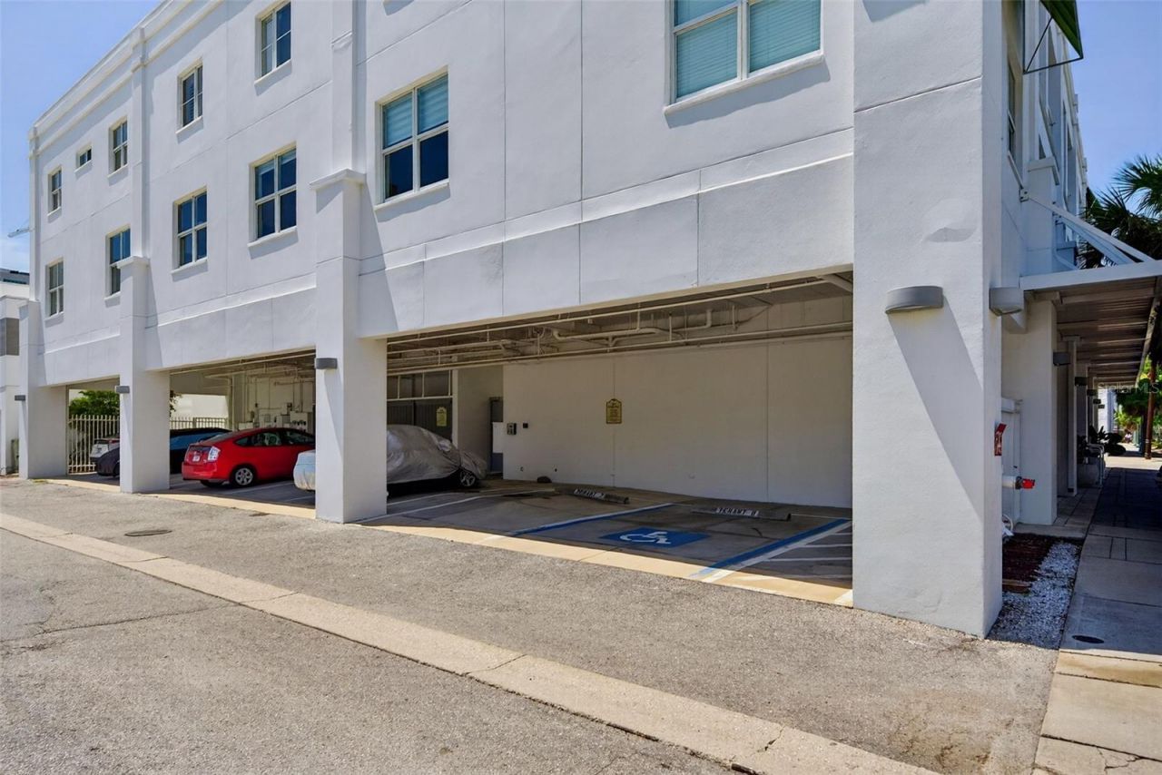 433 Central Avenue, Sarasota, FL 34236 Photo