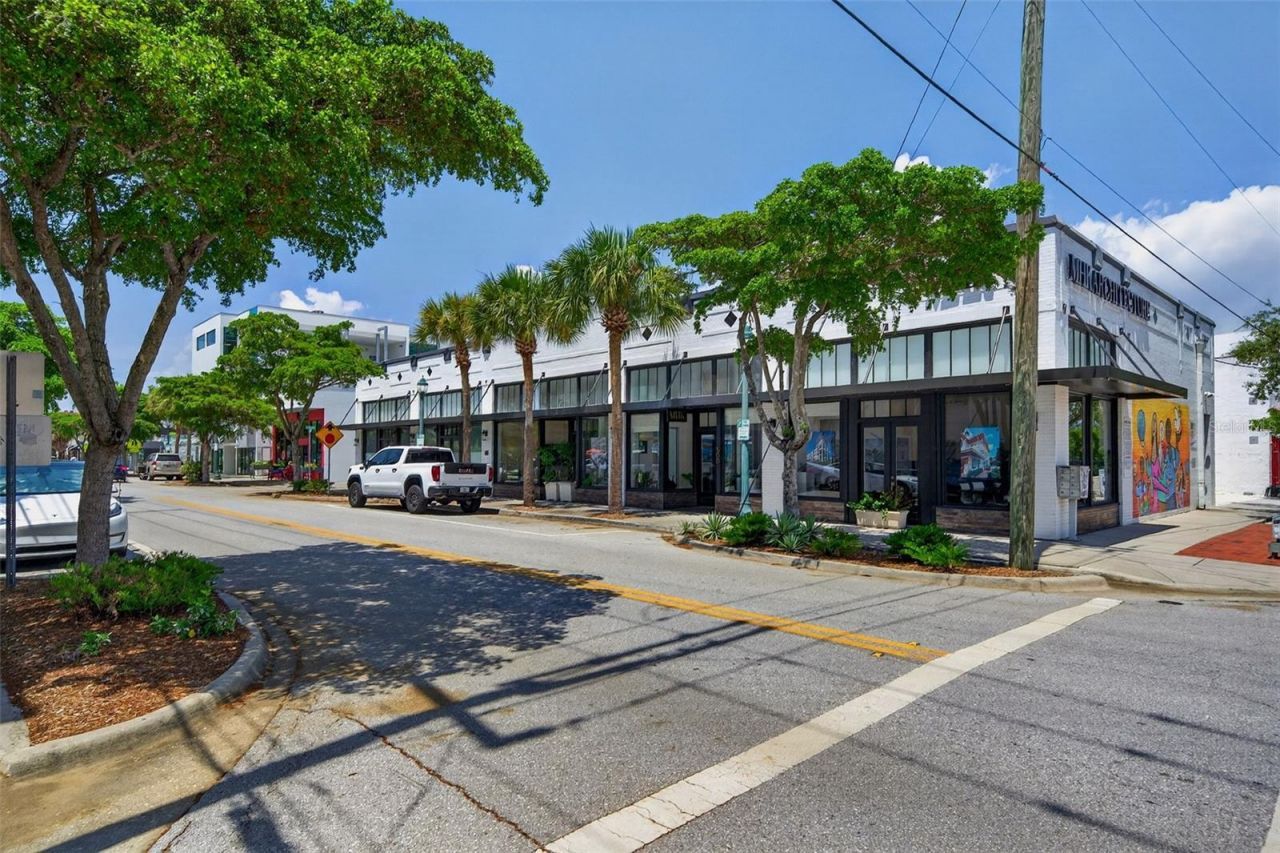 433 Central Avenue, Sarasota, FL 34236 Photo