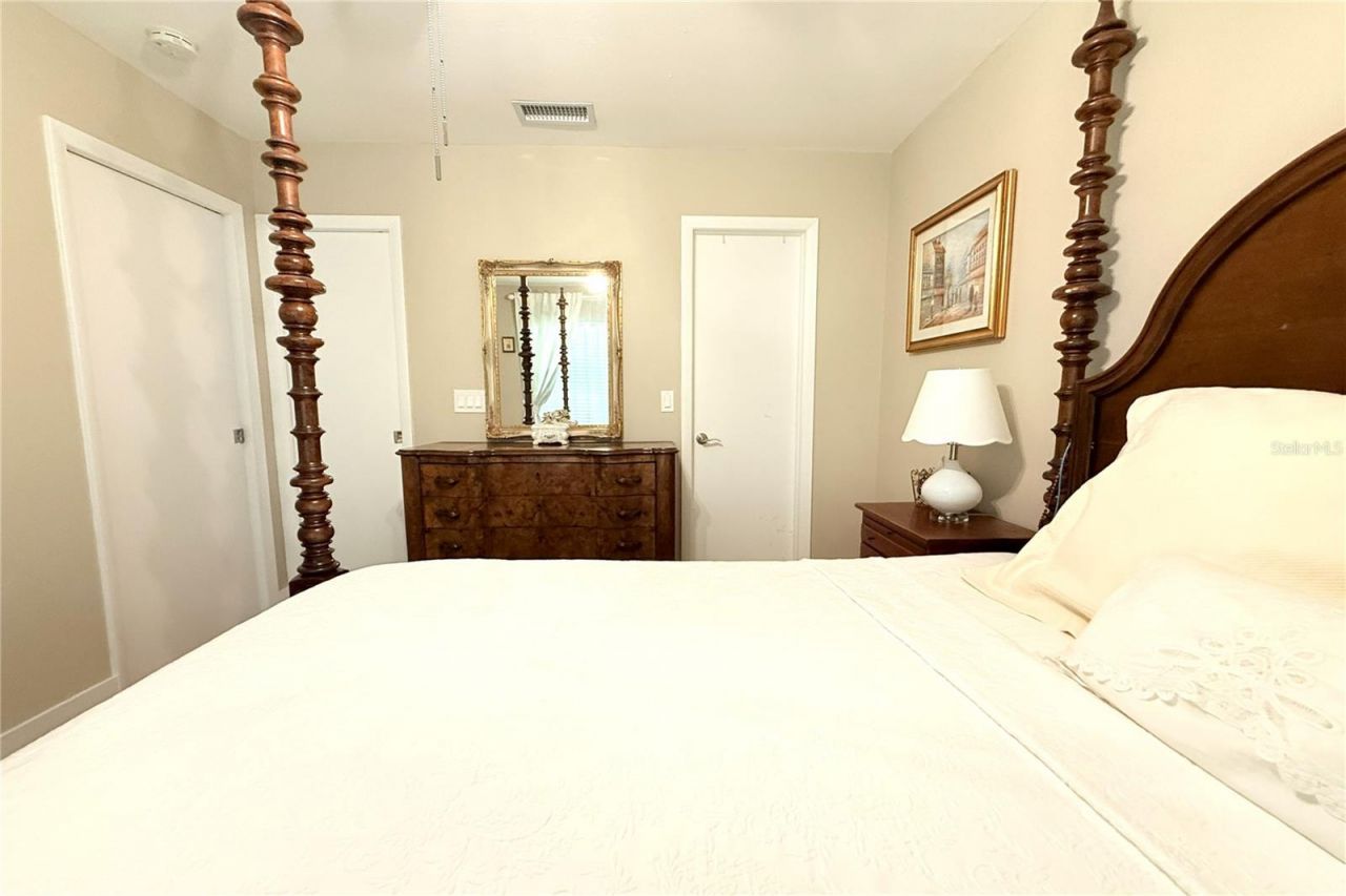 11861 Raintree Drive , Unit 65, Tampa, FL 33617 Photo