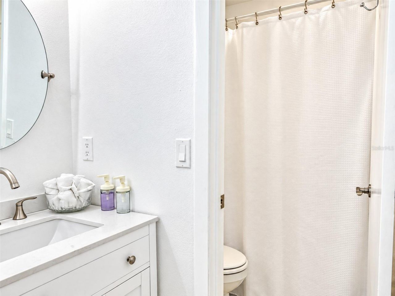 11861 Raintree Drive, Unit 65, Tampa, FL 33617 Photo