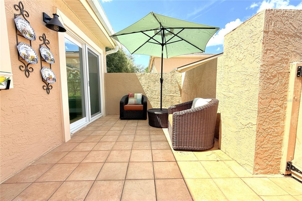 11861 Raintree Drive , Unit 65, Tampa, FL 33617 Photo