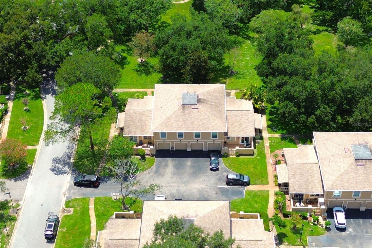 11861 Raintree Drive , Unit 65, Tampa, FL 33617 Photo