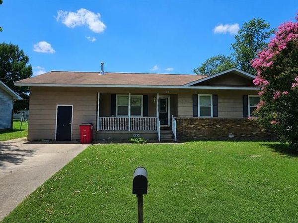 319 Crowe Street, Sikeston, MO 63801
