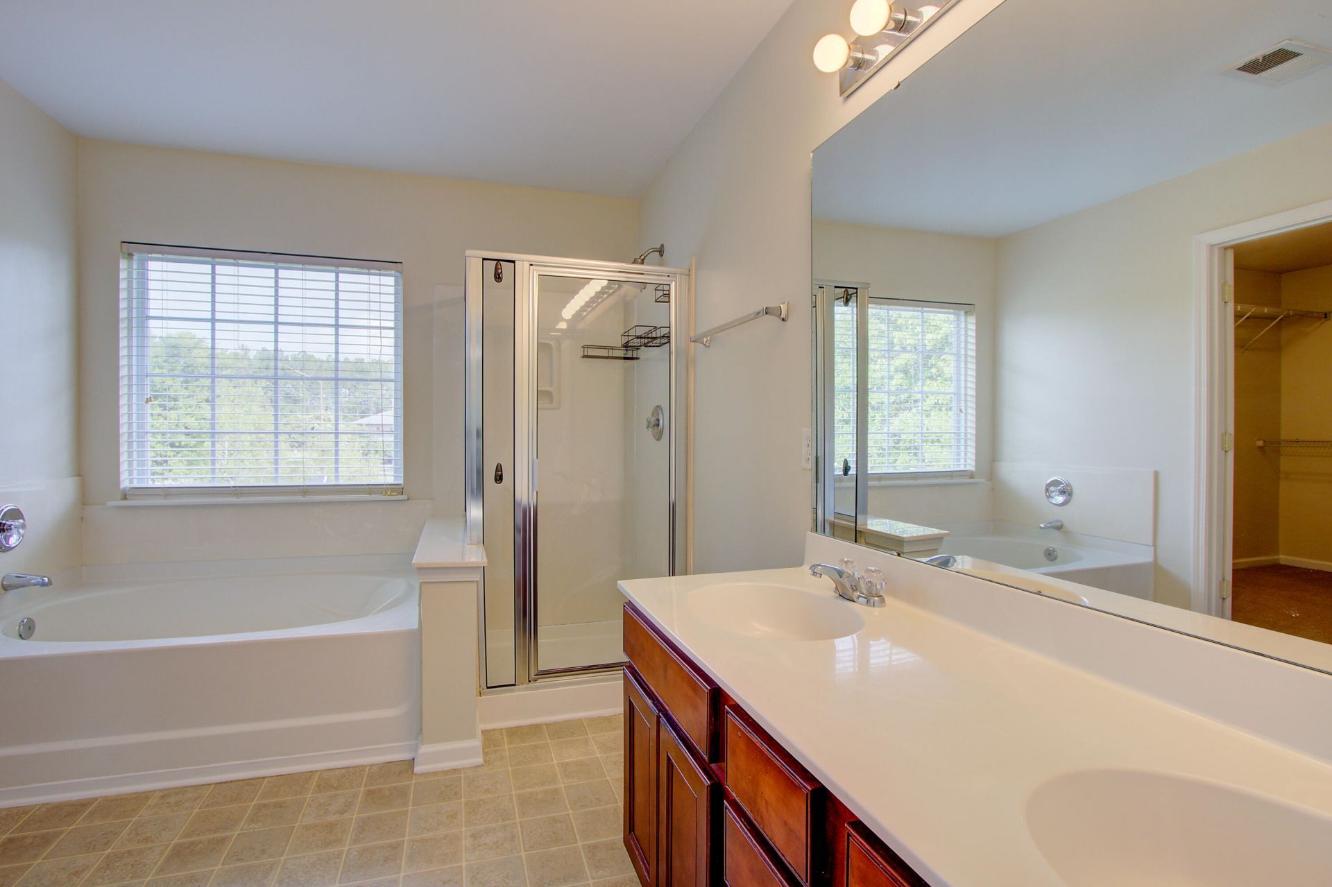 130 Decatur Drive Photo 14
