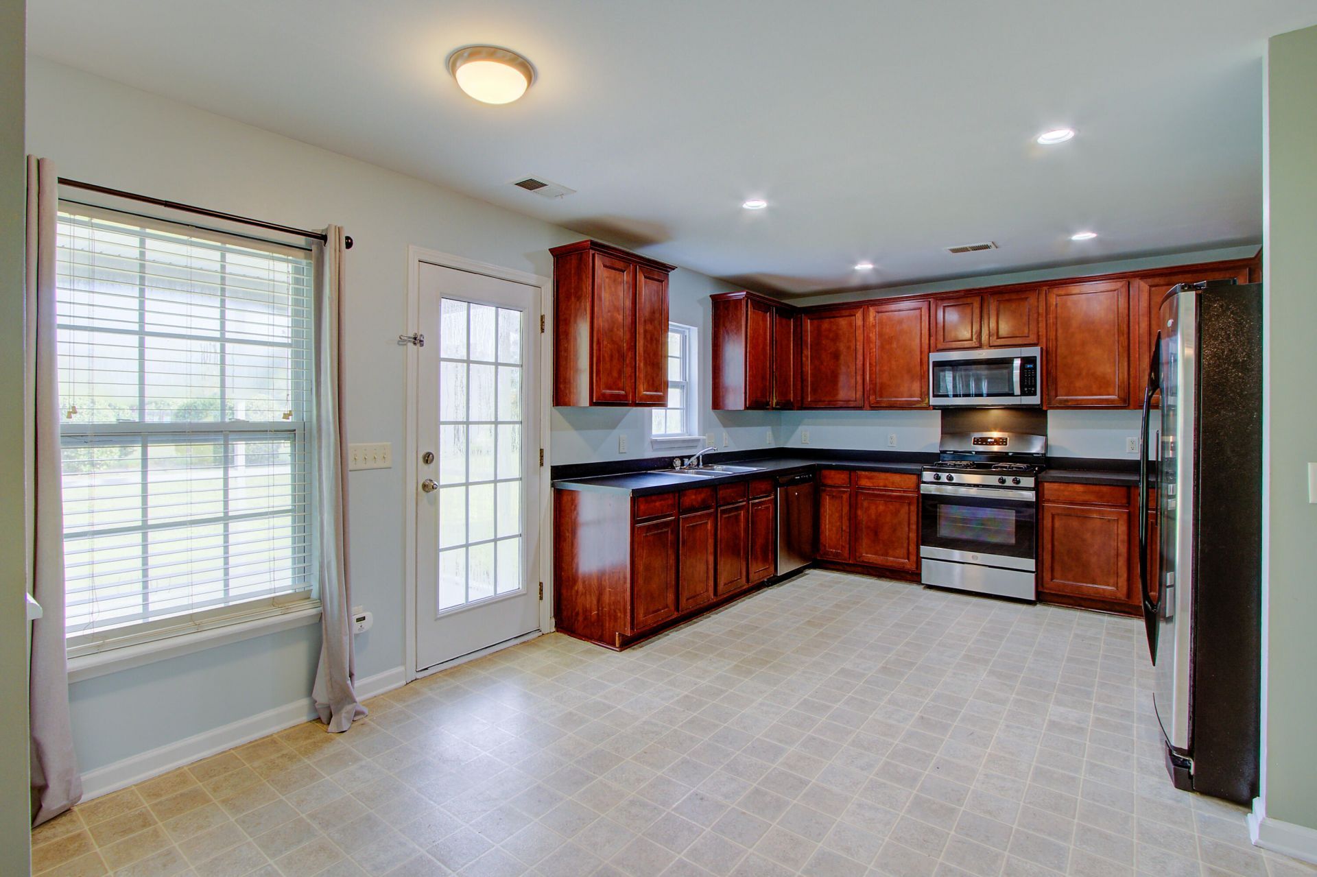 130 Decatur Drive Photo 7
