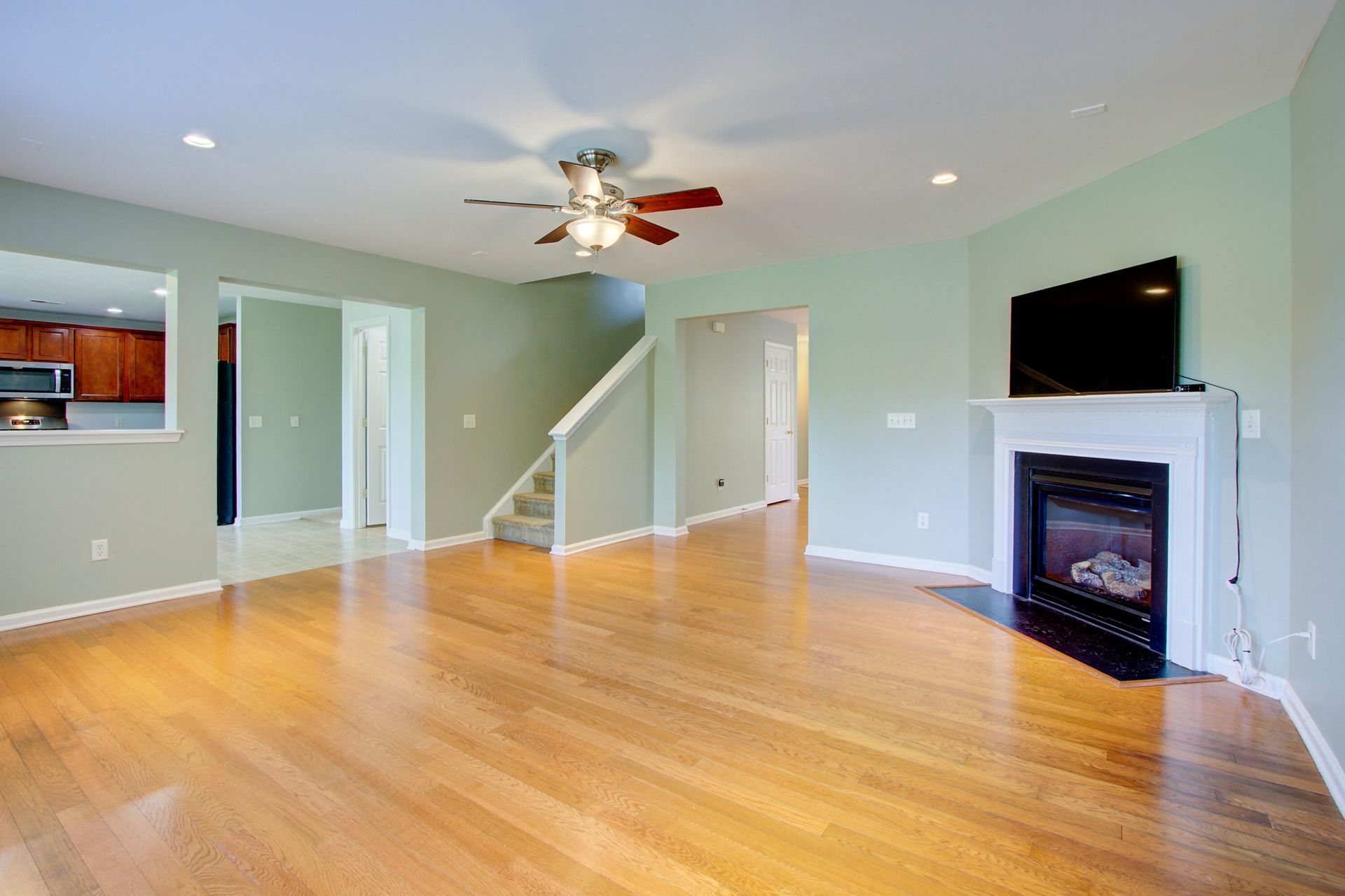 130 Decatur Drive Photo 9