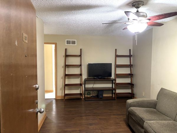 364 W Lane Avenue , Unit 323, Columbus, OH 43201