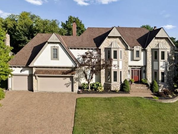 5801 W 130th Street, Overland Park, KS 66209