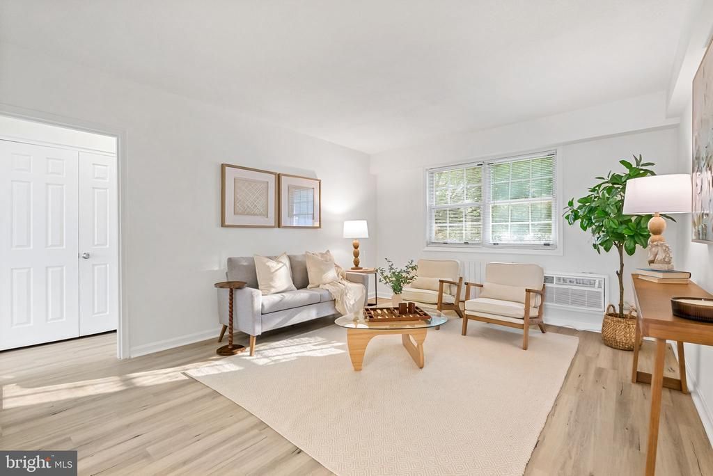 4358 N Pershing Drive, Unit 3, Arlington, VA 22203 Main Photo