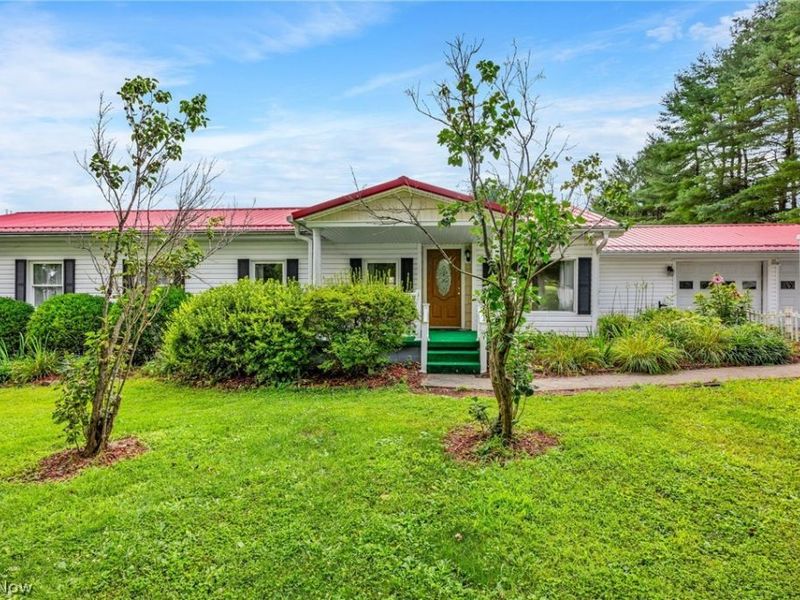 8608 Goddard Craft Lane, Cambridge, OH 43725 Photo 1