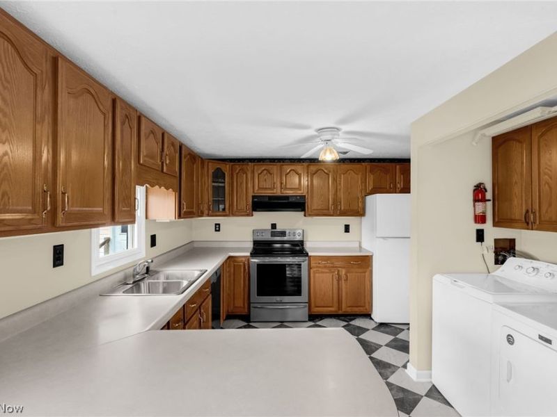 8608 Goddard Craft Lane, Cambridge, OH 43725 Photo 16