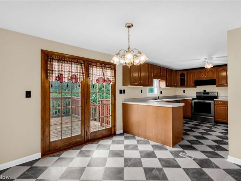 8608 Goddard Craft Lane, Cambridge, OH 43725 Photo 20