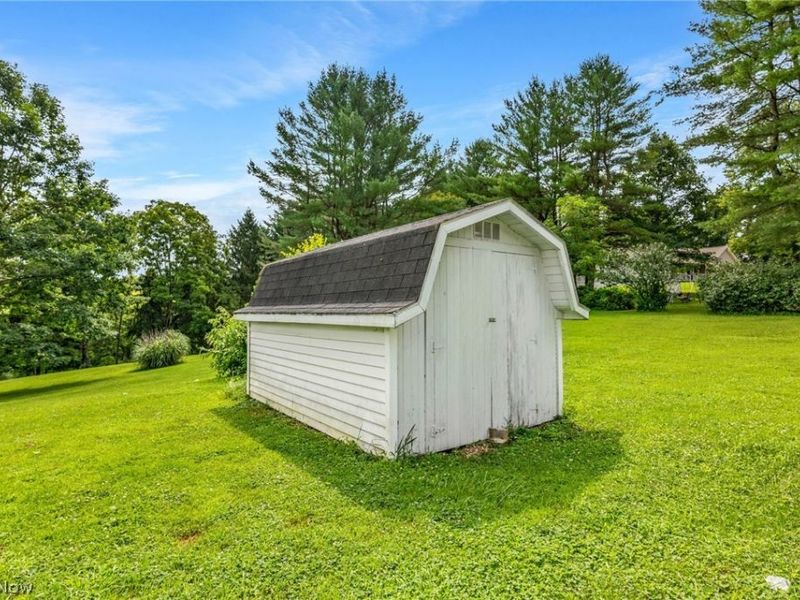 8608 Goddard Craft Lane, Cambridge, OH 43725 Photo 32