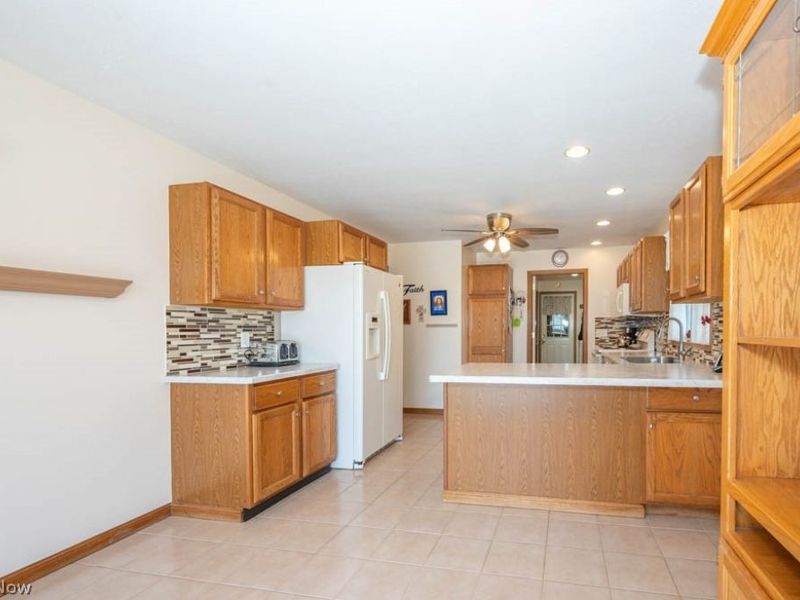831 Auburn Hills Dr., Unit A, Boardman, OH 44512 Photo 12