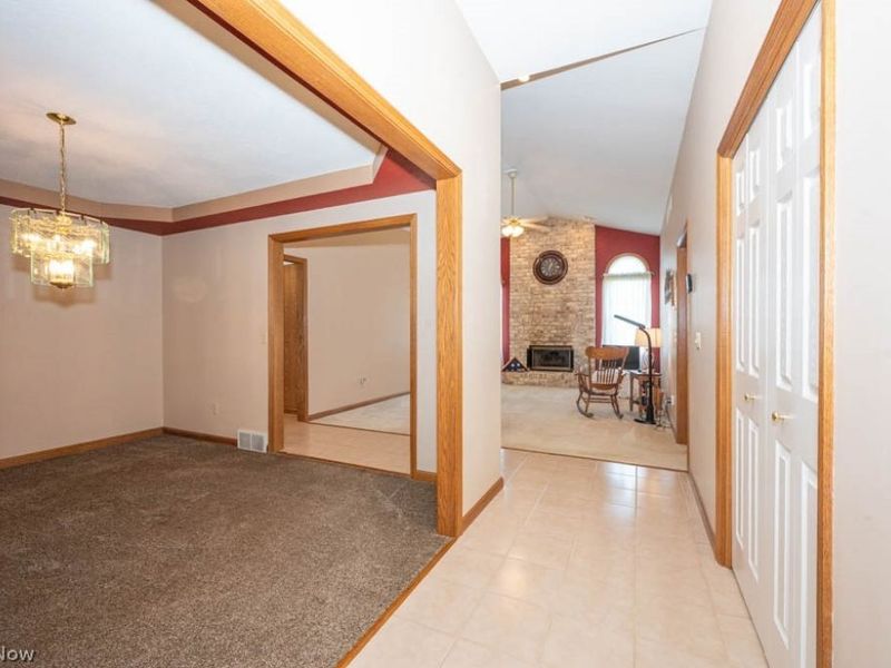 831 Auburn Hills Dr., Unit A, Boardman, OH 44512 Photo 3