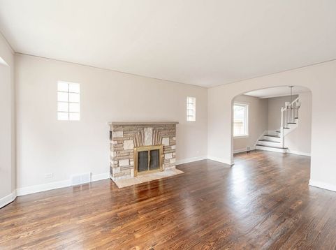 Main Photo