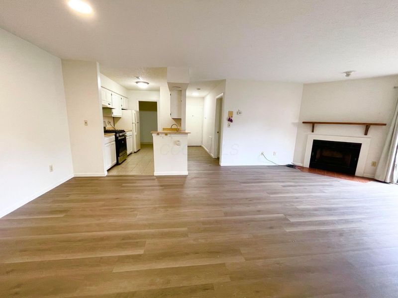 2172 Hedgerow Road, Unit 2172C, Columbus, OH 43220 Photo 7