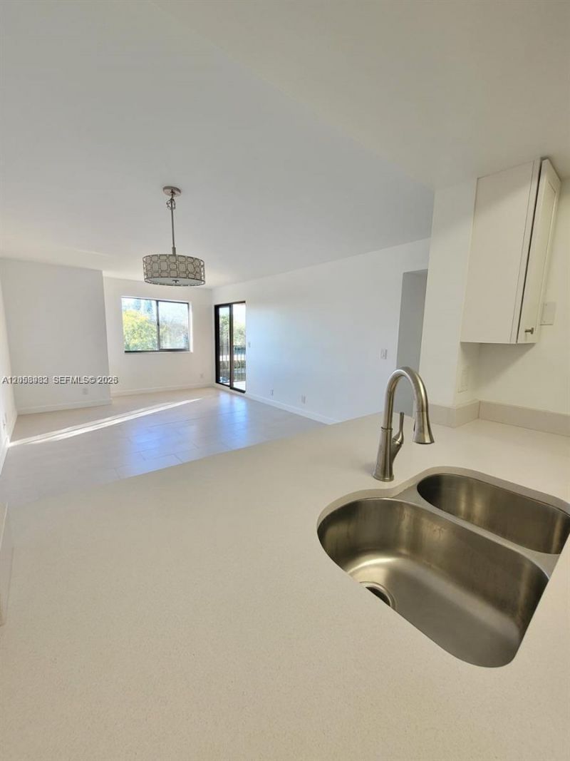 10001 W Atlantic Blvd, Unit 324, Coral Springs, FL 33071 Photo