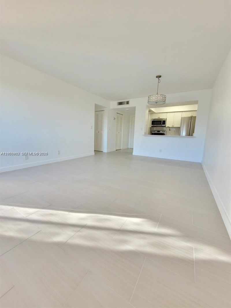 10001 W Atlantic Blvd, Unit 324, Coral Springs, FL 33071 Photo