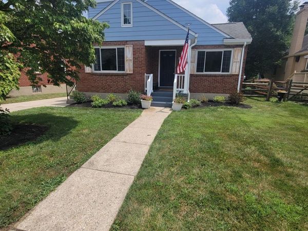 966 Summit Avenue, Glendale, OH 45246