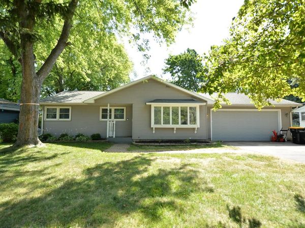 8072 N 66th STREET, Brown Deer, WI 53223