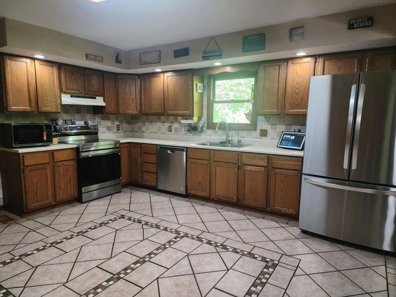 2476 Watseka Drive, West Liberty, OH 43357 Photo 12