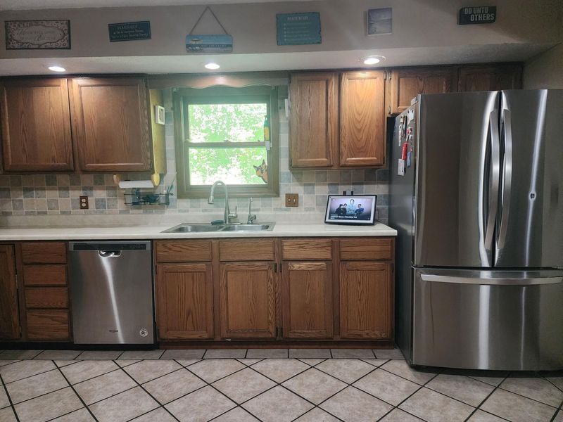 2476 Watseka Drive, West Liberty, OH 43357 Photo 13