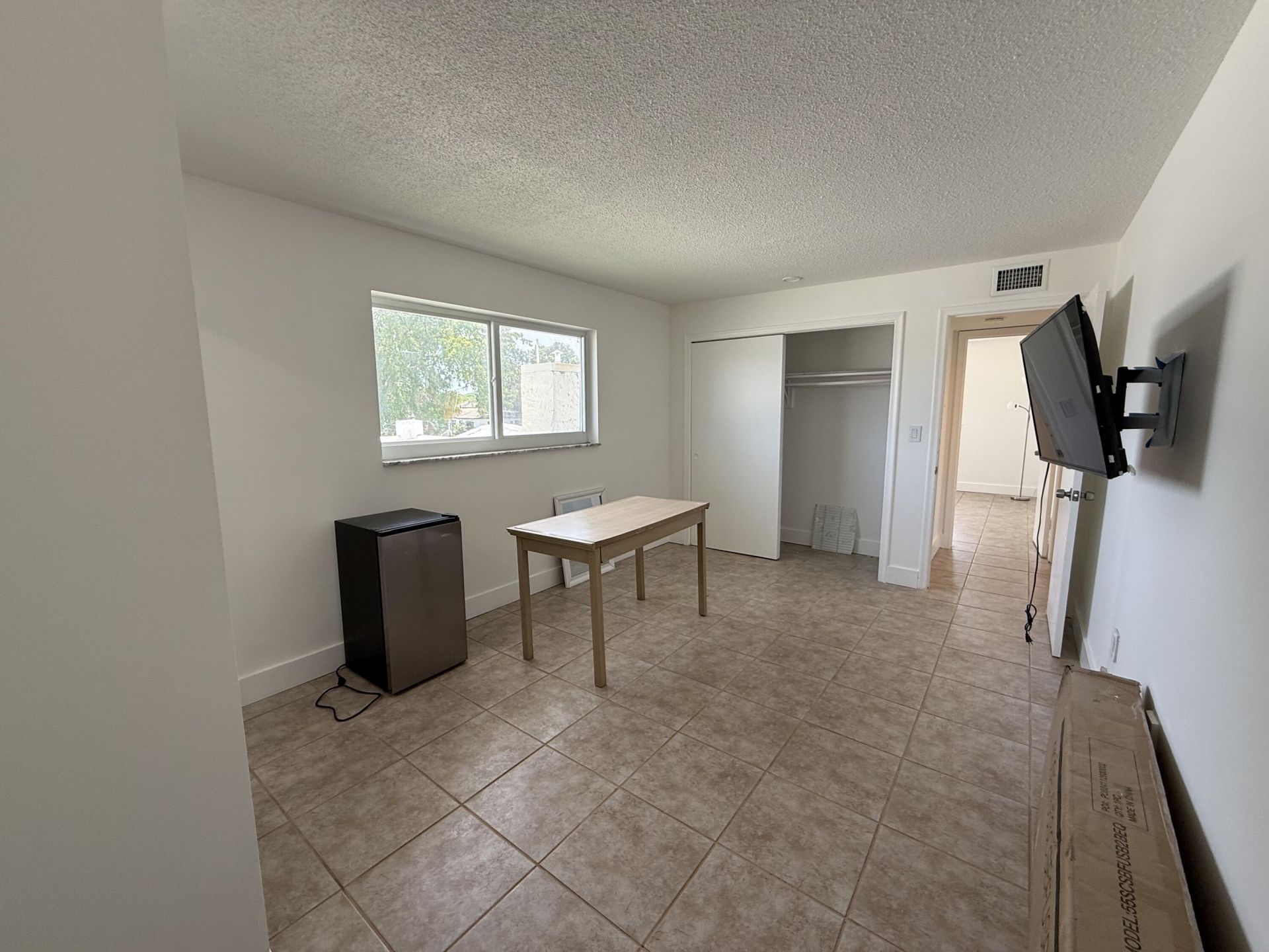 1859 Lincoln Street, Unit 202, Hollywood, FL 33020 Photo