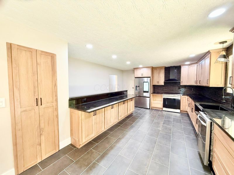 12761 Old Mansfield Road, Mount Vernon, OH 43050 Photo 10