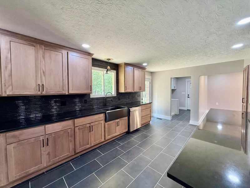 12761 Old Mansfield Road, Mount Vernon, OH 43050 Photo 12