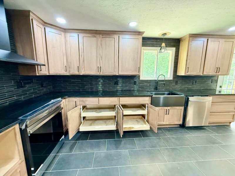 12761 Old Mansfield Road, Mount Vernon, OH 43050 Photo 13