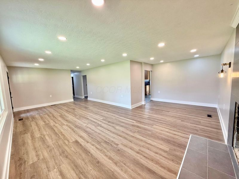 12761 Old Mansfield Road, Mount Vernon, OH 43050 Photo 7