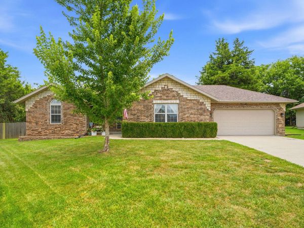 247 Bradley Court , Highlandville, MO 65669