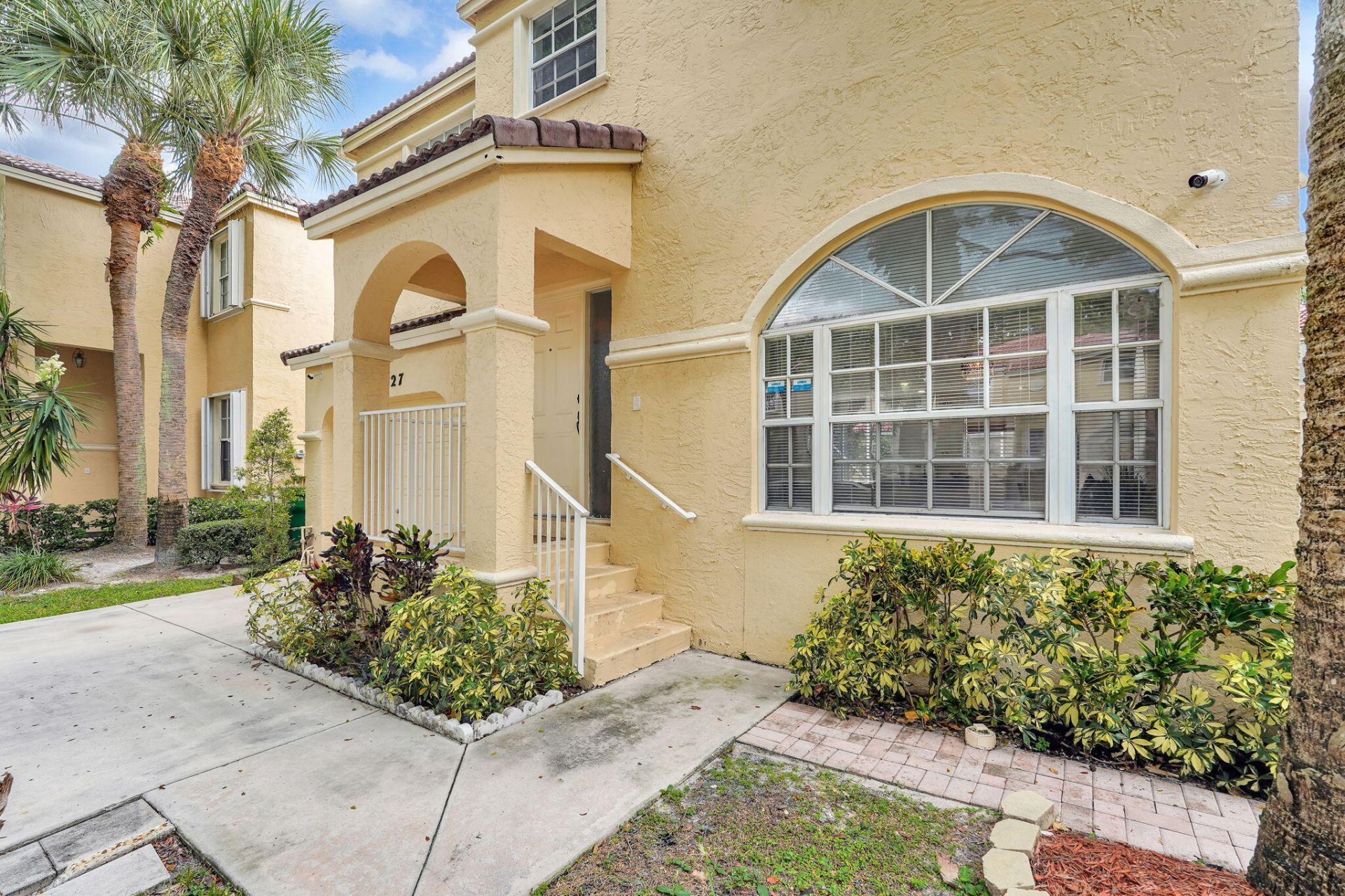 527 NW 87th Lane, Coral Springs, FL 33071 Photo