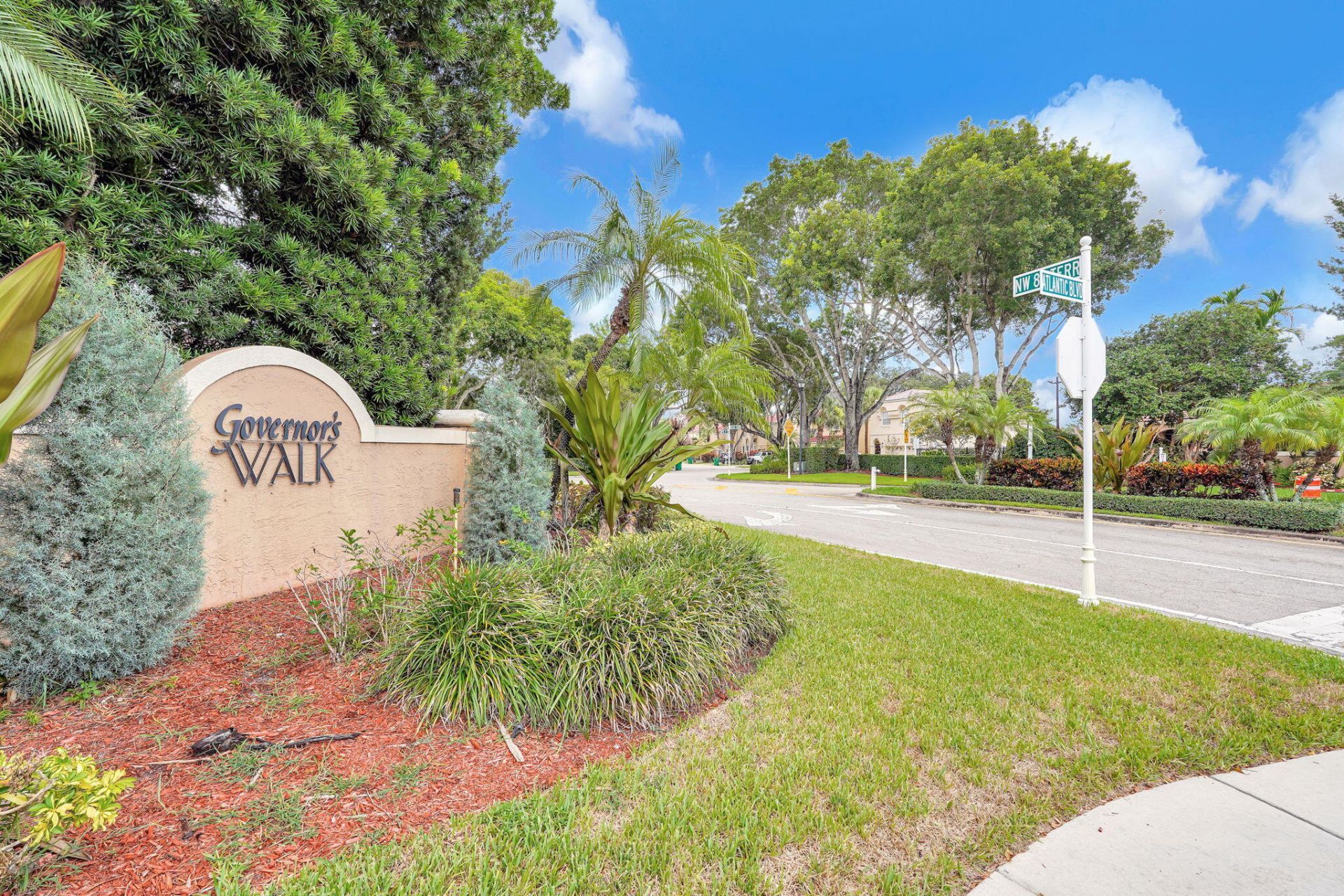 527 NW 87th Lane, Coral Springs, FL 33071 Photo