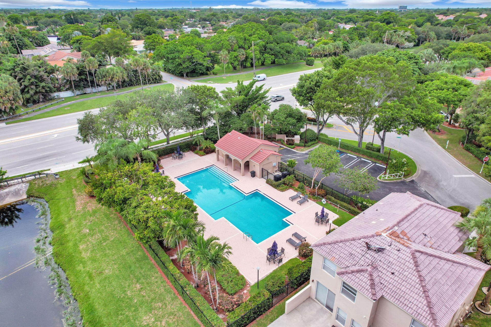 527 NW 87th Lane, Coral Springs, FL 33071 Photo
