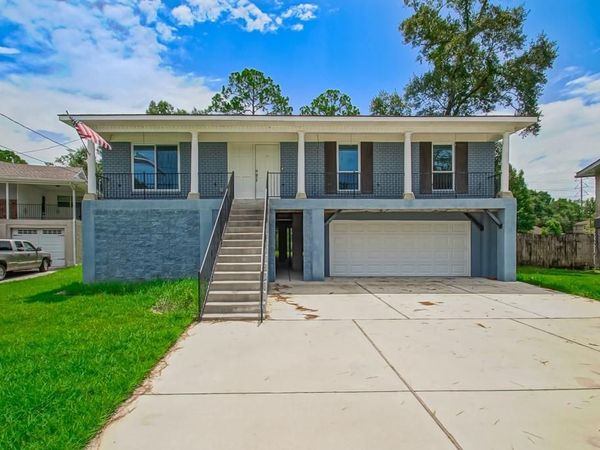 2942 PALM CIRCLE Drive , Slidell, LA 70458