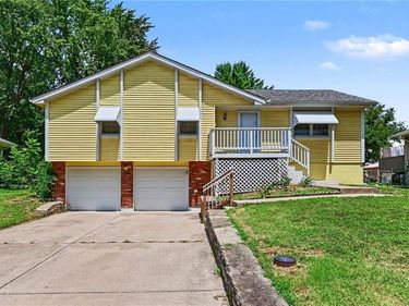11312 E 58th Terrace, Raytown, MO 64133