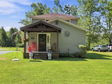 7933 Lake Shore Road, Angola, NY 14006