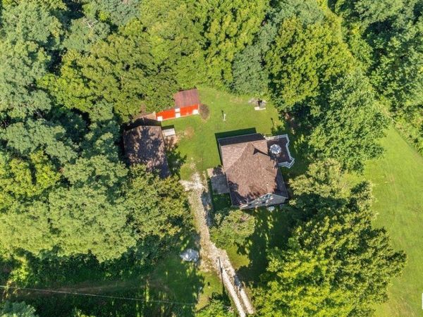 7507 CLAYTON Road, Virginia, IL 62691
