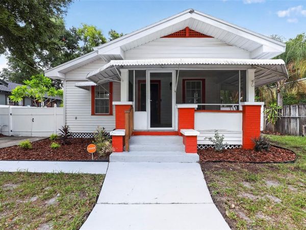 813 E NEW ORLEANS AVENUE , TAMPA, FL 33603