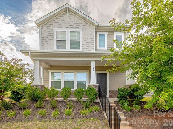 13222 Kenworth Road , Charlotte, NC 28278