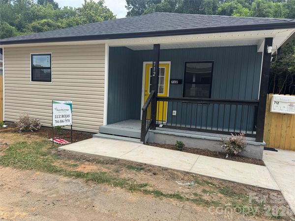 712 Henry Avenue , Gastonia, NC 28052