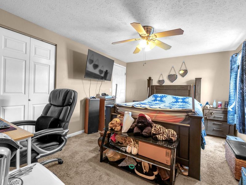 1622 Park Row Drive, Unit B, Columbus, OH 43235 Photo 12