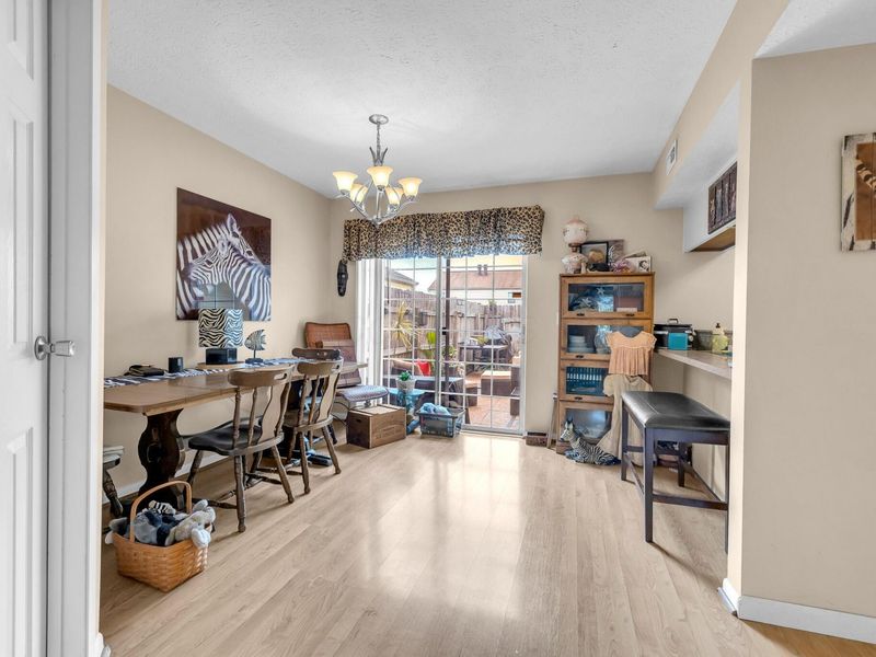 1622 Park Row Drive, Unit B, Columbus, OH 43235 Photo 5