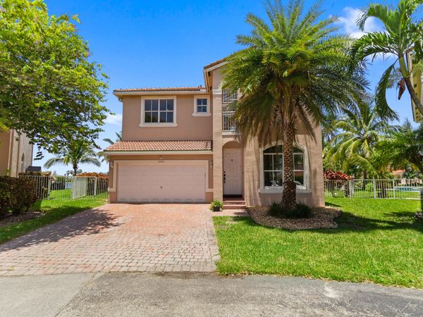 2905 SW 139th Avenue, Miramar, FL 33027