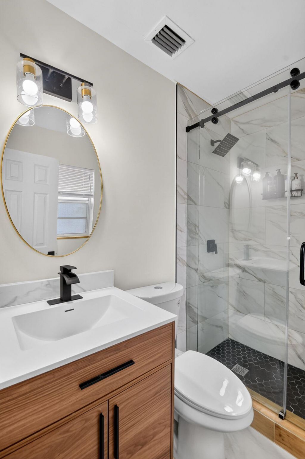 432 W Shadyside Circle, West Palm Beach, FL 33415 Photo