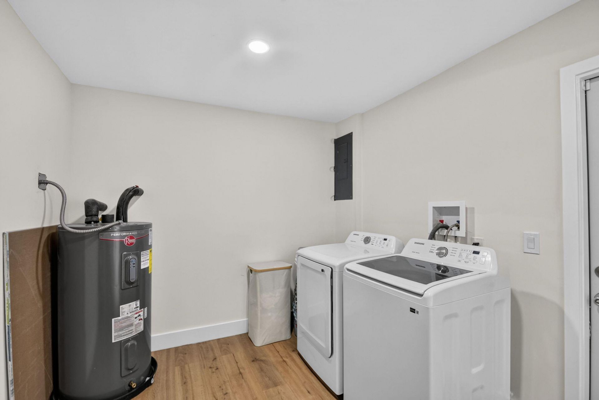 432 W Shadyside Circle, West Palm Beach, FL 33415 Photo