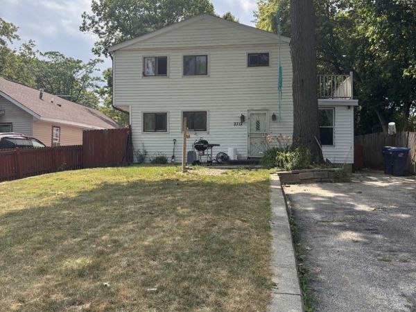 North Chicago, IL 60064